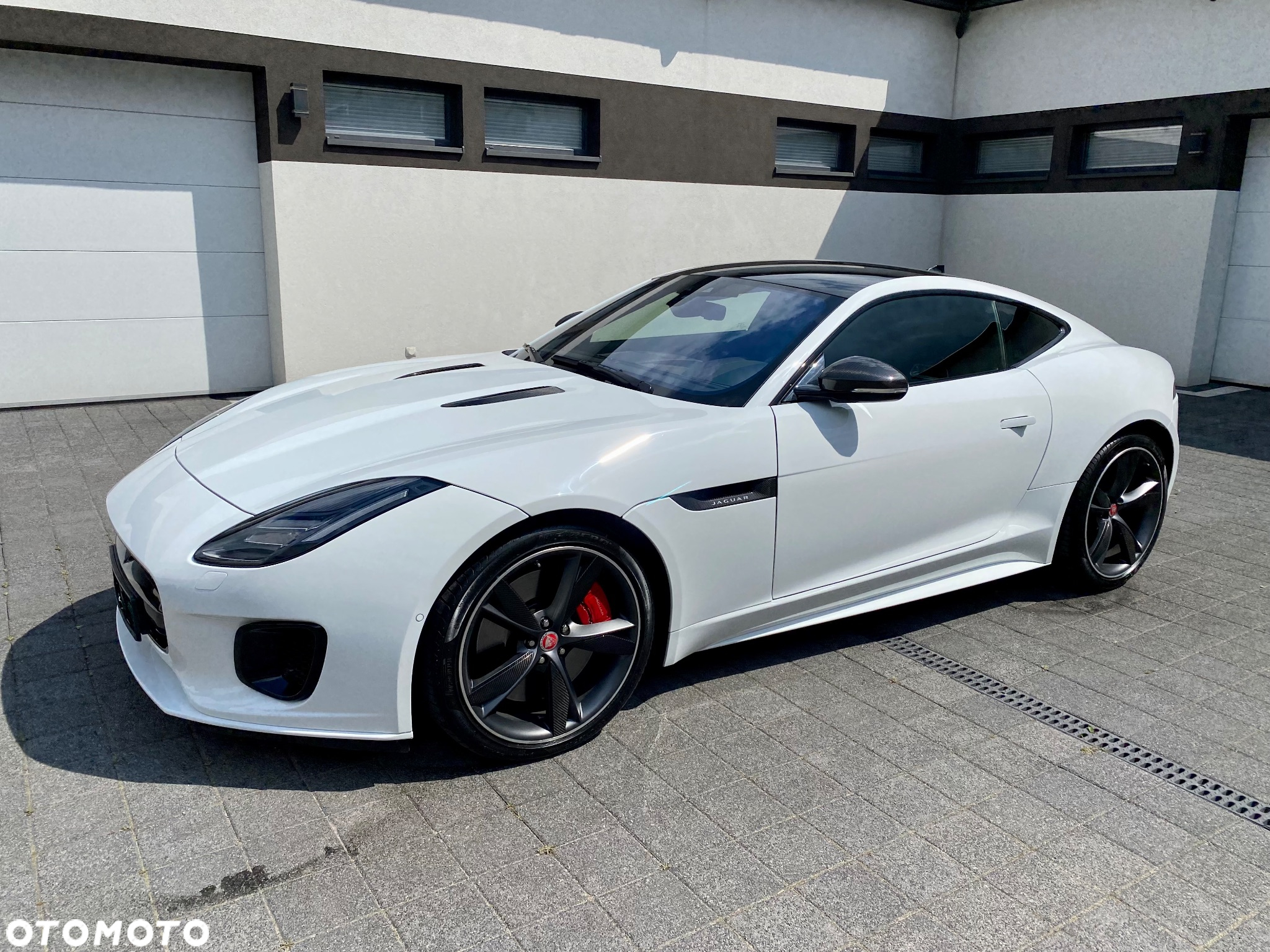 Jaguar F-Type 3.0 V6 S/C R-Dynamic - 3