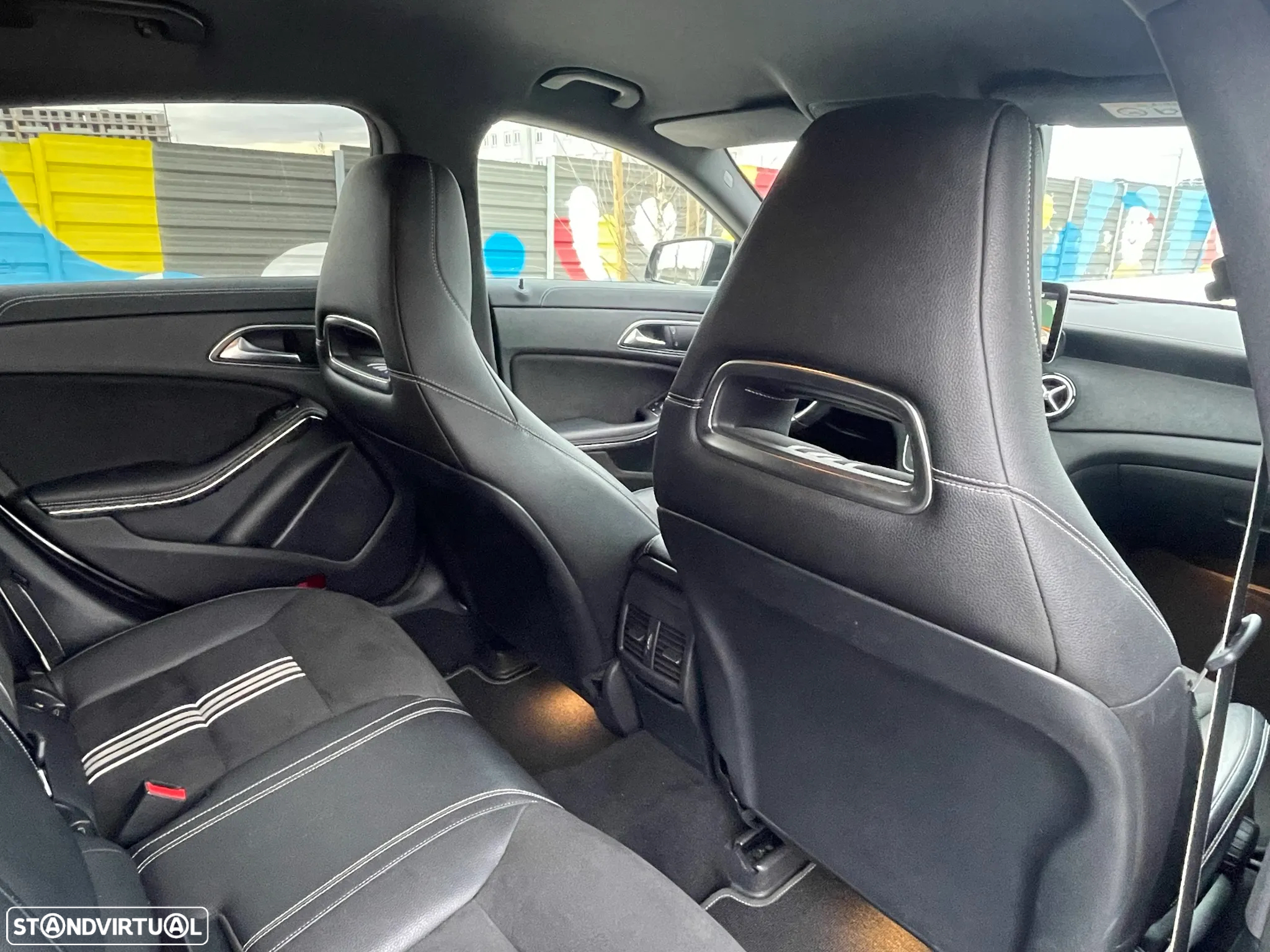 Mercedes-Benz CLA 200 Shooting Brake d 7G-DCT AMG Line - 31