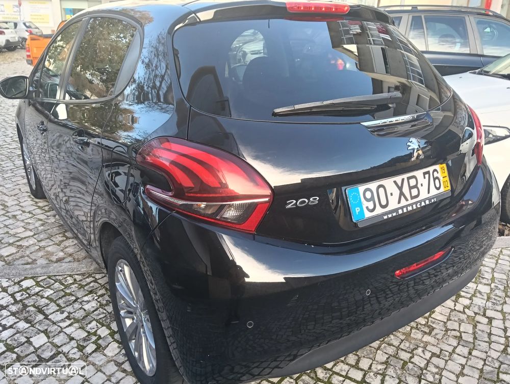 Peugeot 208 1.2 PureTech Style - 33