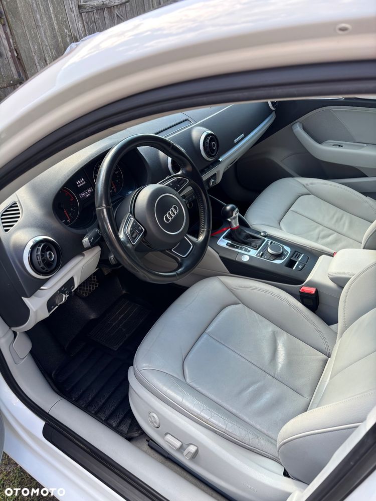 Audi A3 Limousine 2.0 TFSI quattro S tronic sport - 2
