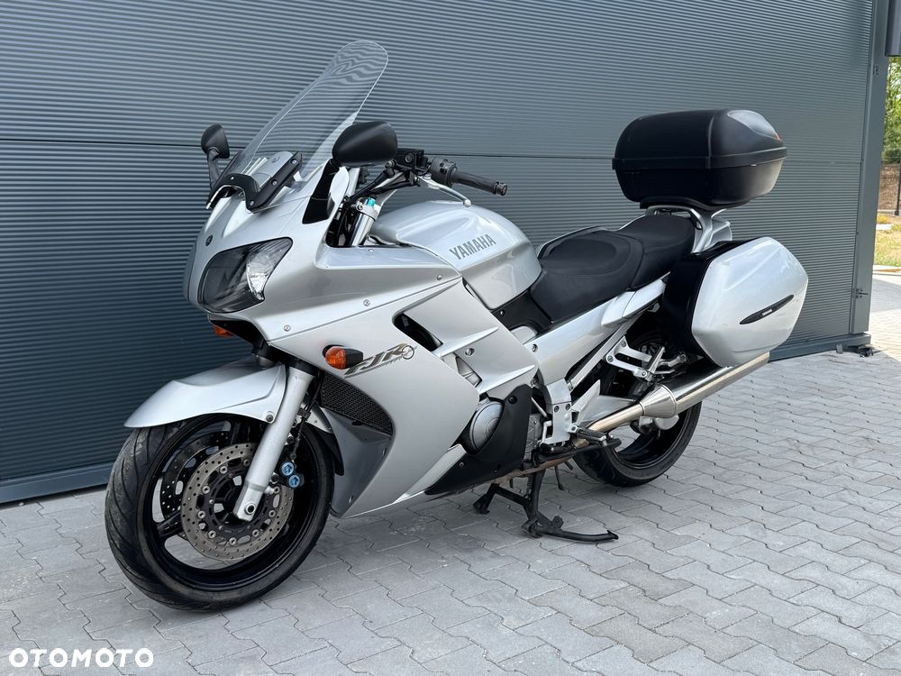 Yamaha FJR - 11