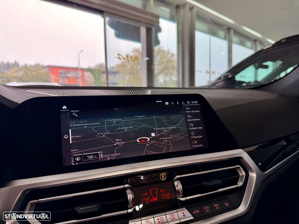 BMW 420 d Desportiva M Auto - 37