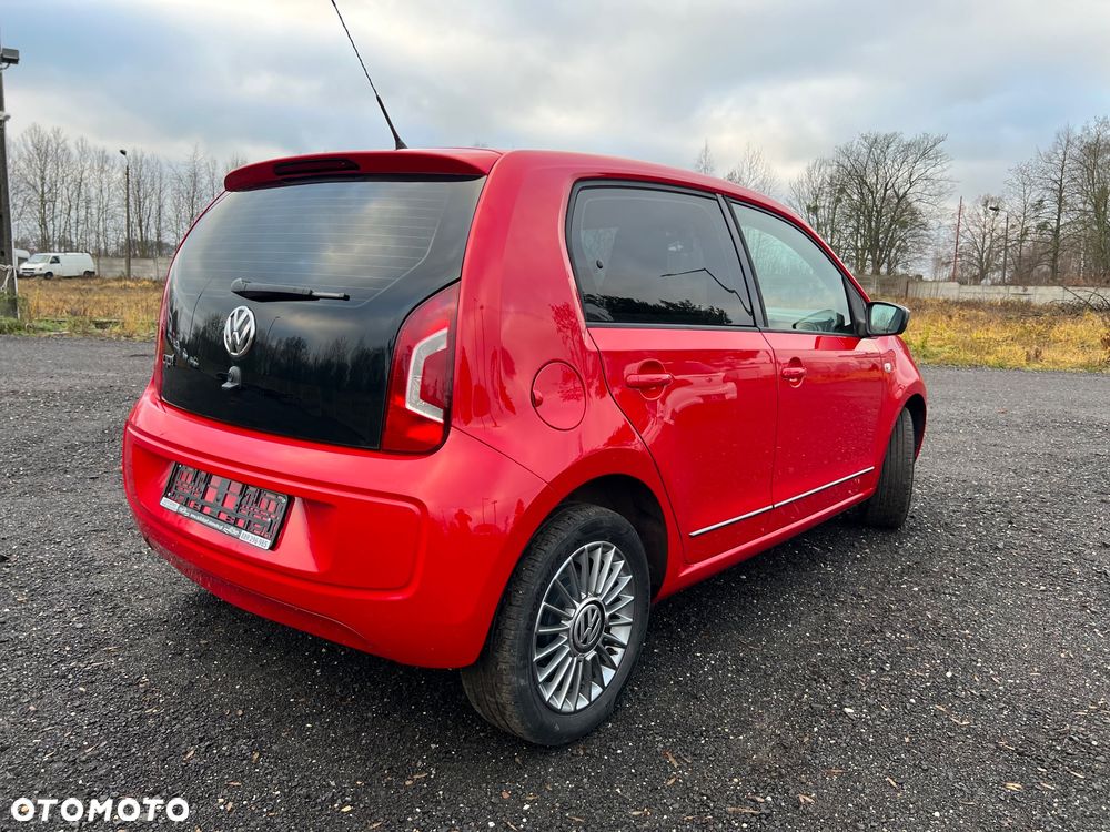 Volkswagen up! cheer - 6