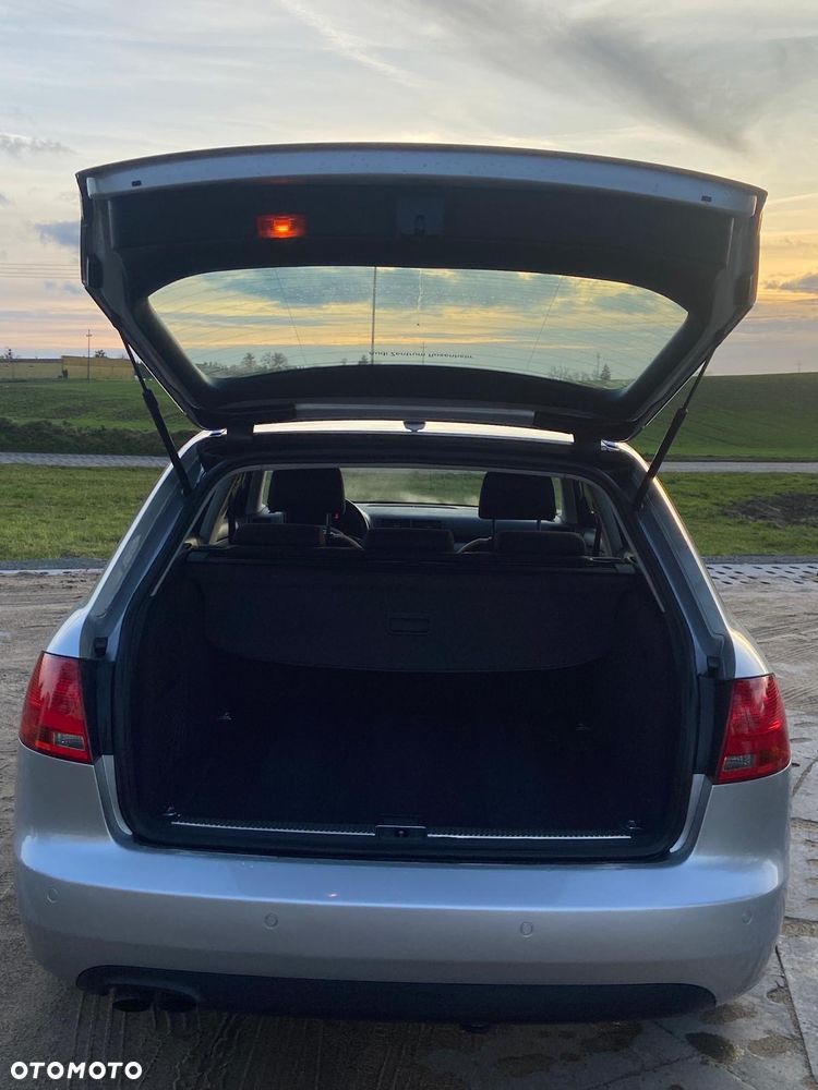 Audi A4 Avant - 14