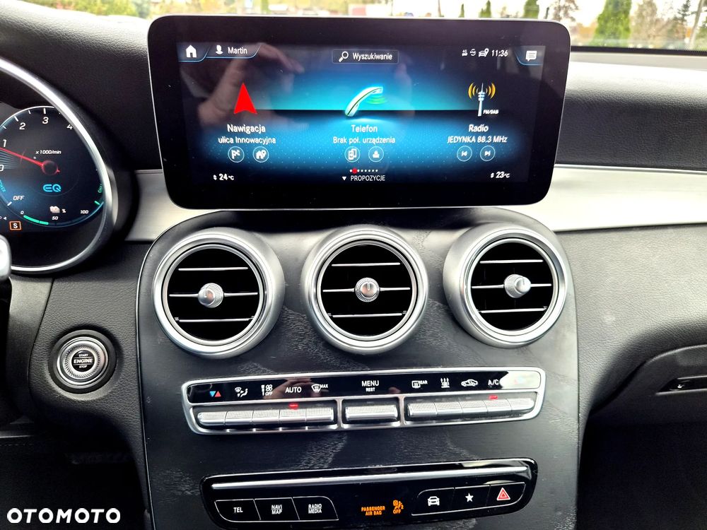 Mercedes-Benz GLC 300 de 4Matic 9G-TRONIC AMG Line - 22