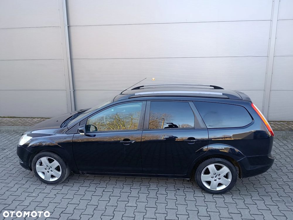 Ford Focus 1.6 16V Style - 21