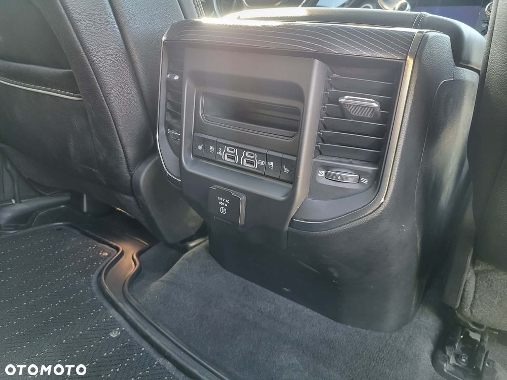 RAM 1500 5.7 Crew Cab Limited - 21
