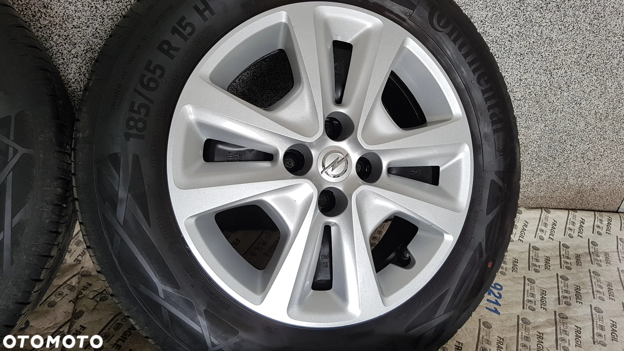 KOŁA OPEL CORSA D E MERIVA A FIAT GRANDE PUNTO  4X100 185/65R15 - 23