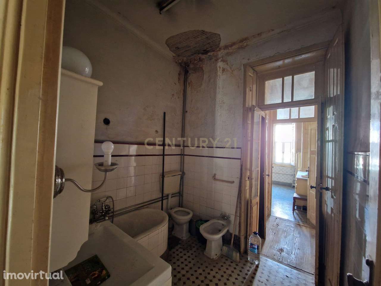 Andar Moradia T3, investimento - Porto - Grande imagem: 2/21