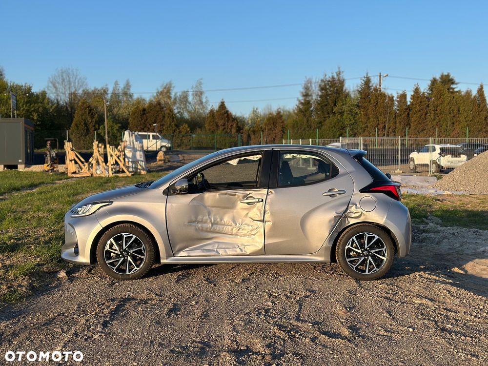 Toyota Yaris - 11