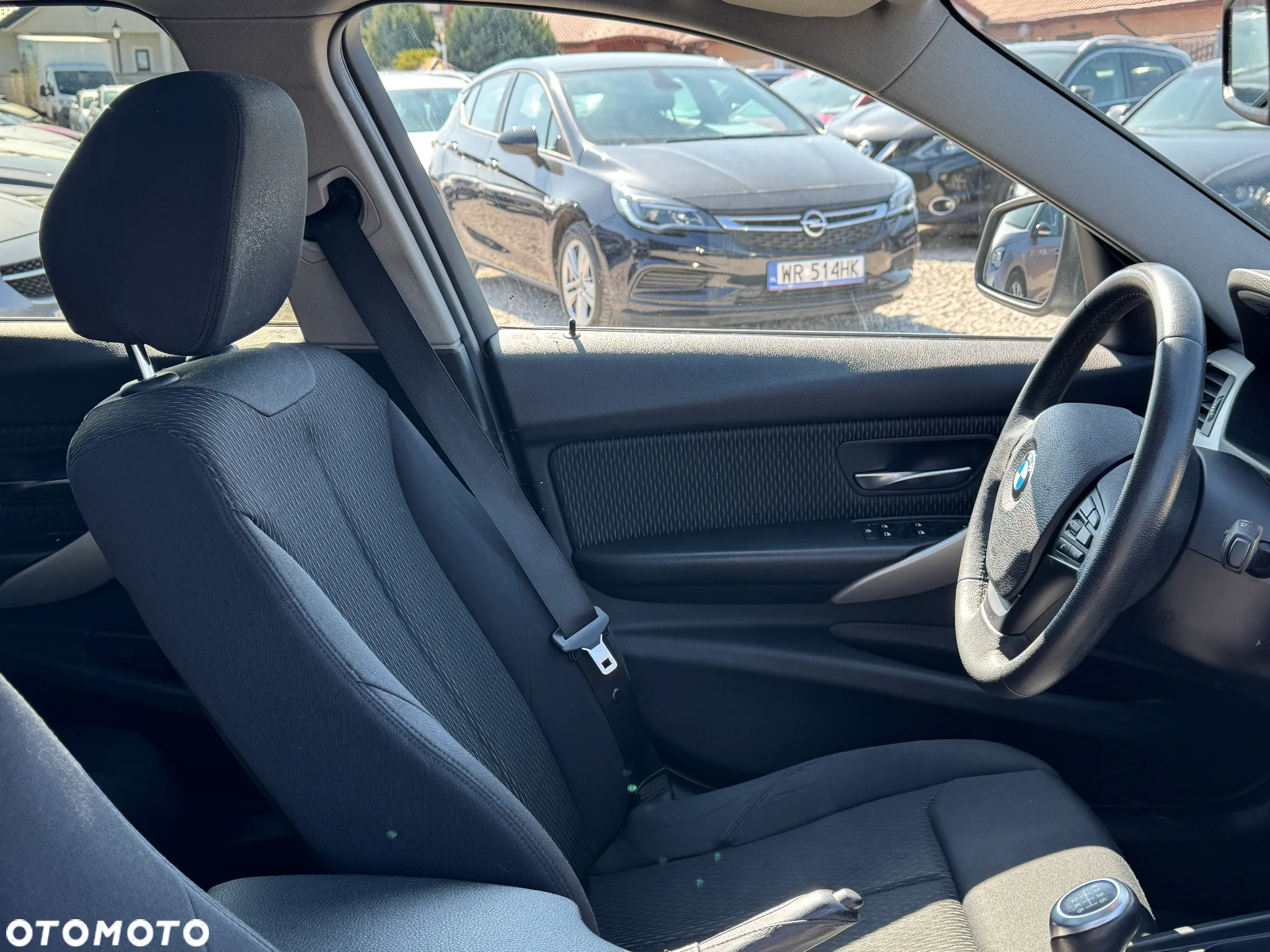 BMW Seria 3 320d Touring xDrive Luxury Line - 27