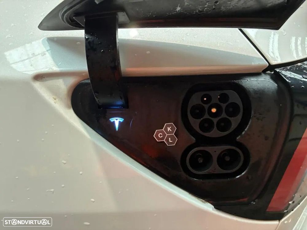 Tesla Model Y RWD - 17