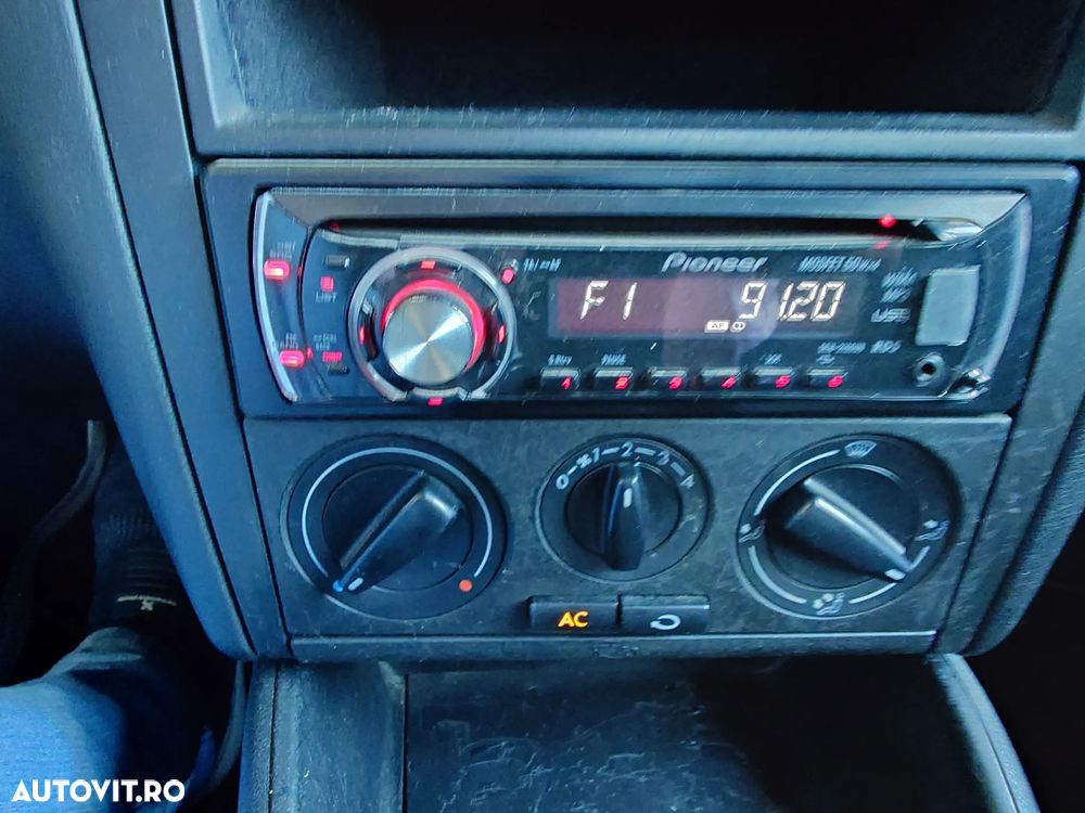 Volkswagen Golf 1.4 Trendline - 9