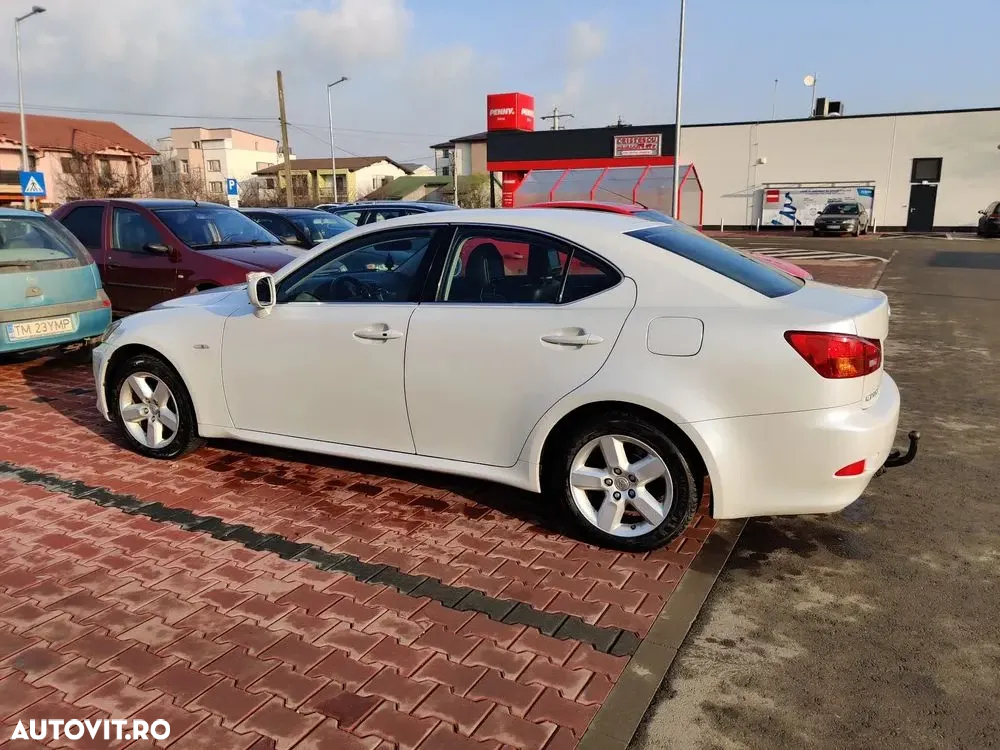 Lexus Seria IS 220d Luxury Line - 15