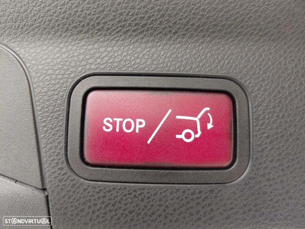 Mercedes-Benz GLC 220 d Coupe 4Matic 9G-TRONIC - 24