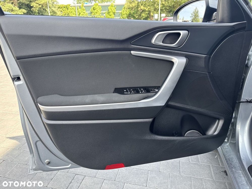 Kia Ceed 1.5 T-GDI M - 14