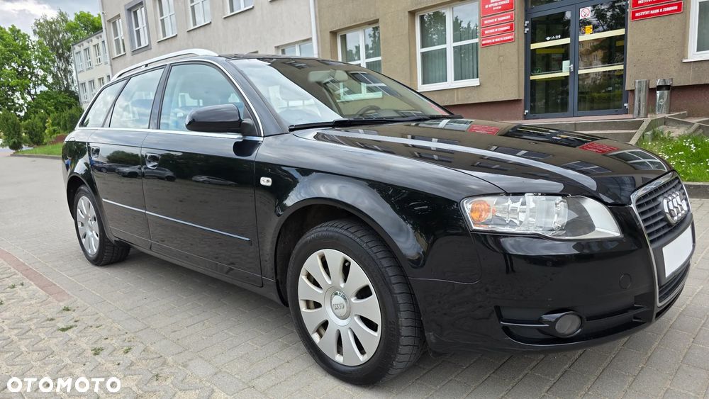Audi A4 Avant 2.0 TDI - 9