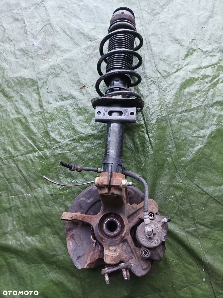 Skoda Fabia III 1,0 TSI Mchperson zwrotnica prawa 6C0413031AN - 4