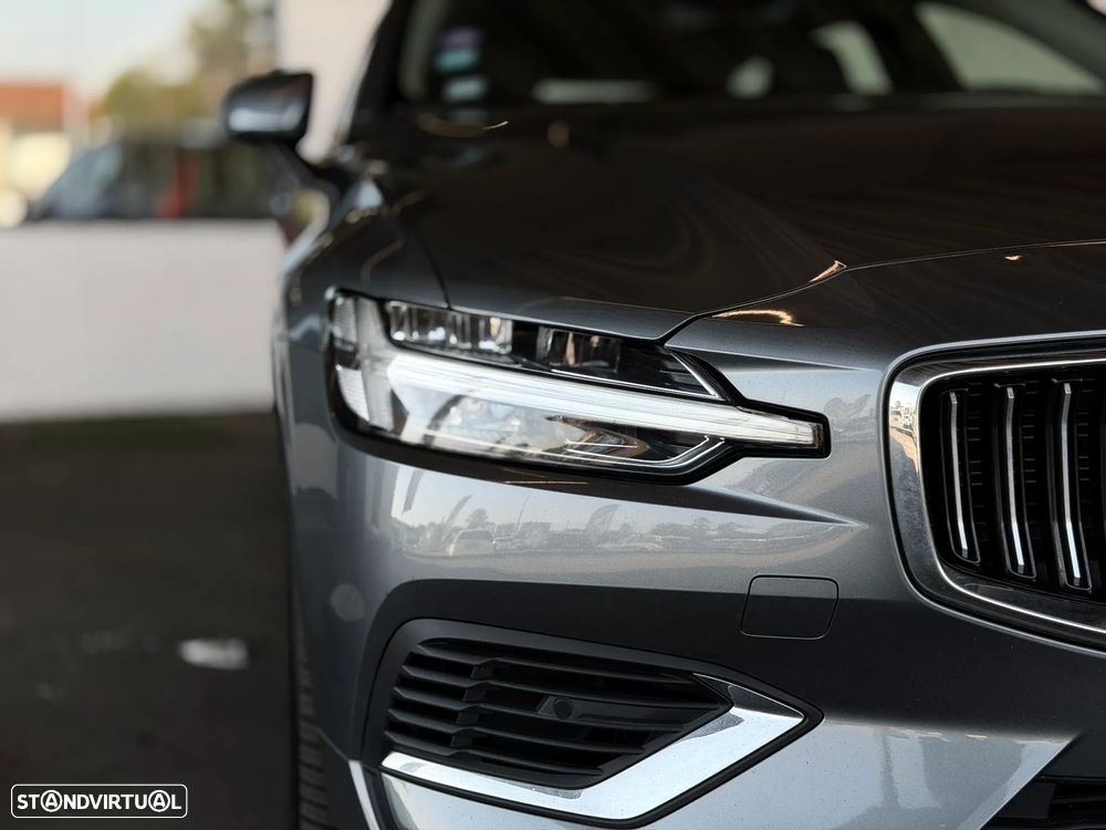 Volvo V60 2.0 T6 AWD TE R-Design - 15