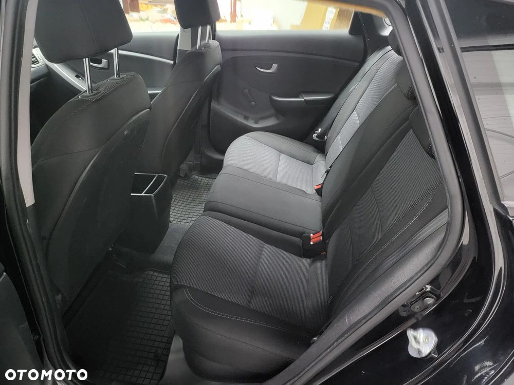 Hyundai i30 1.6 CRDi Premium - 7