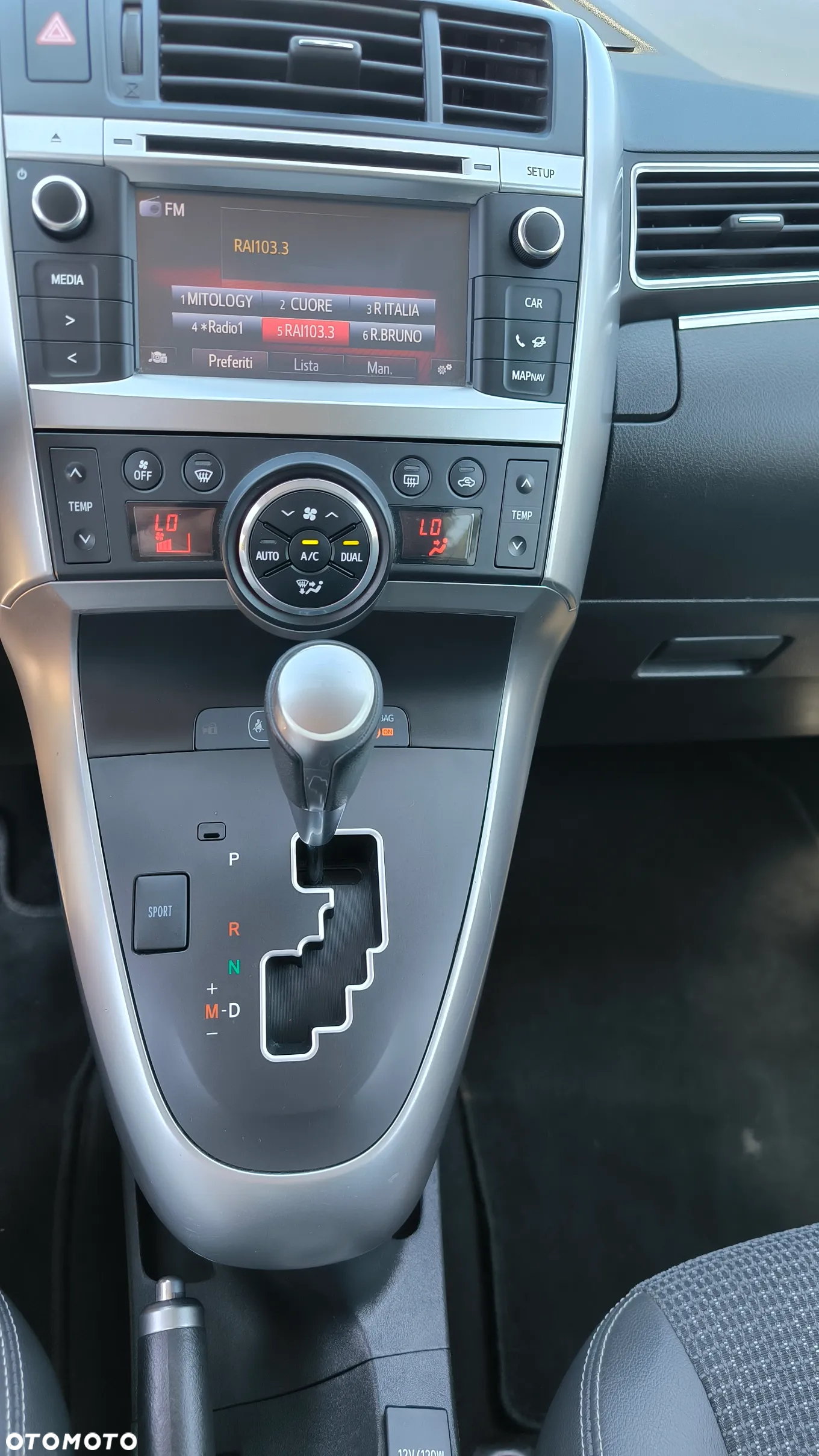 Toyota Verso 1.8 Prestige MS 7os EU6 - 17
