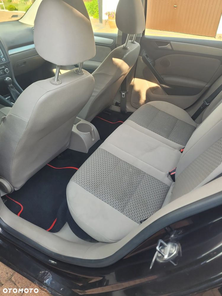 Volkswagen Golf 1.6 TDI BlueMot Comfortline - 13