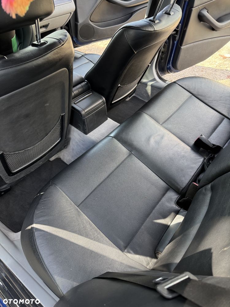 BMW Seria 3 - 17