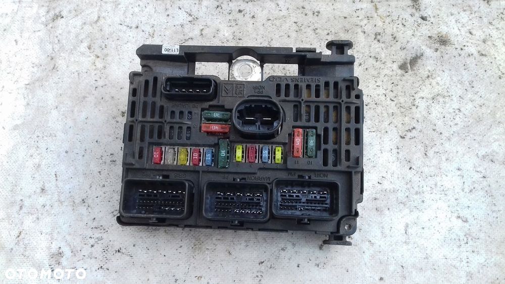 SKRZYNKA BEZPIECZNIKÓW MODUŁ BSM 9661682980 L11-00 CITROEN C4 04- PEUGEOT - 1