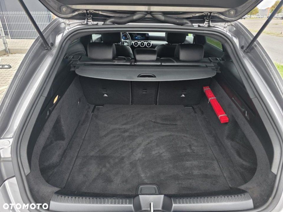 Mercedes-Benz CLA - 9