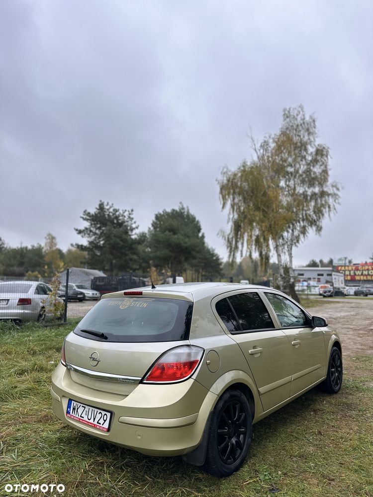 Opel Astra - 4
