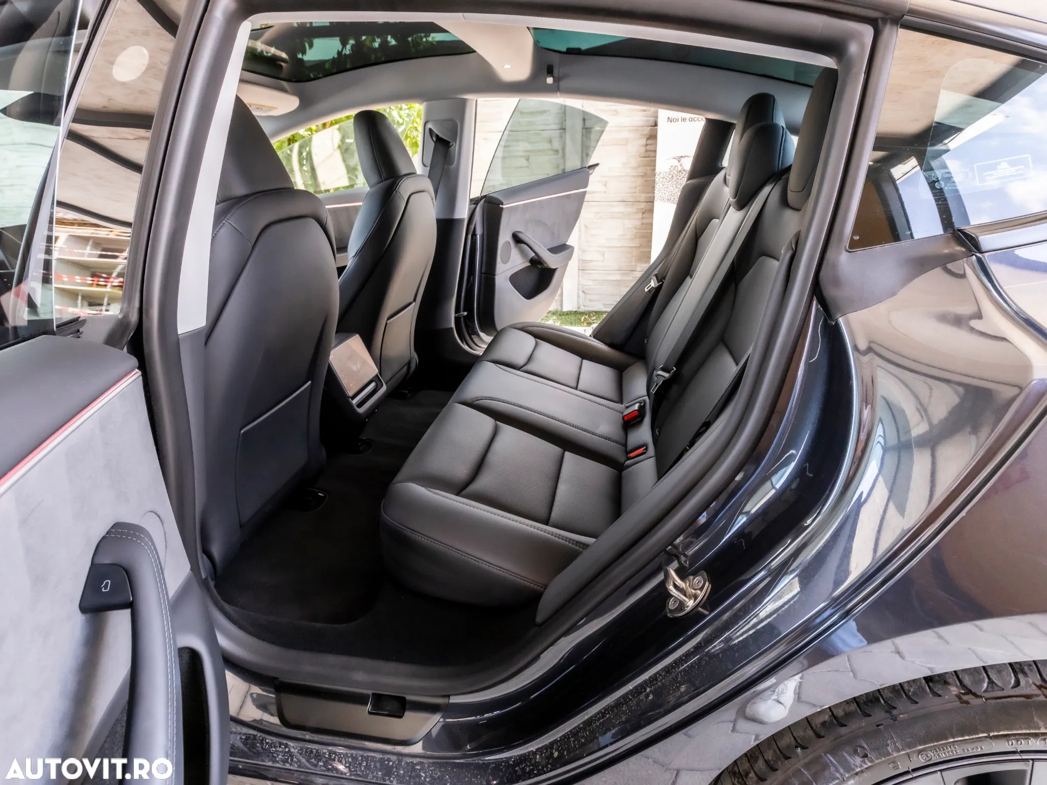 Tesla Model 3 AWD Long Range - 19