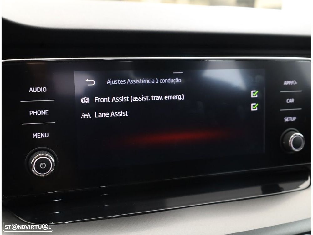 Skoda Octavia 2.0 TDI Ambition — fotografia 16
