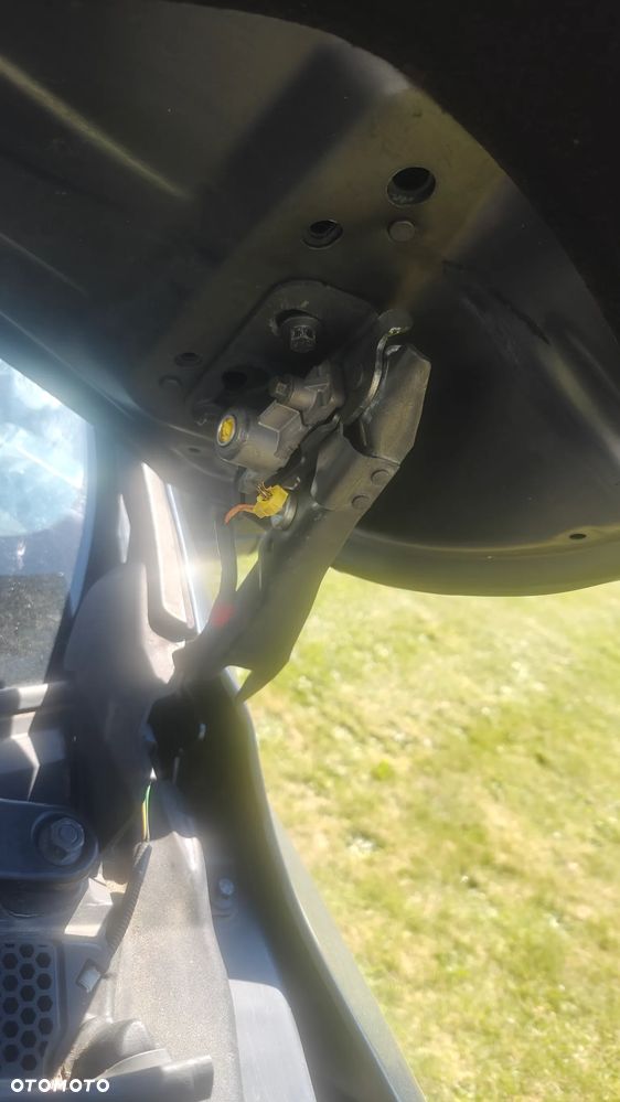 Volvo V40 D3 Summum - 14