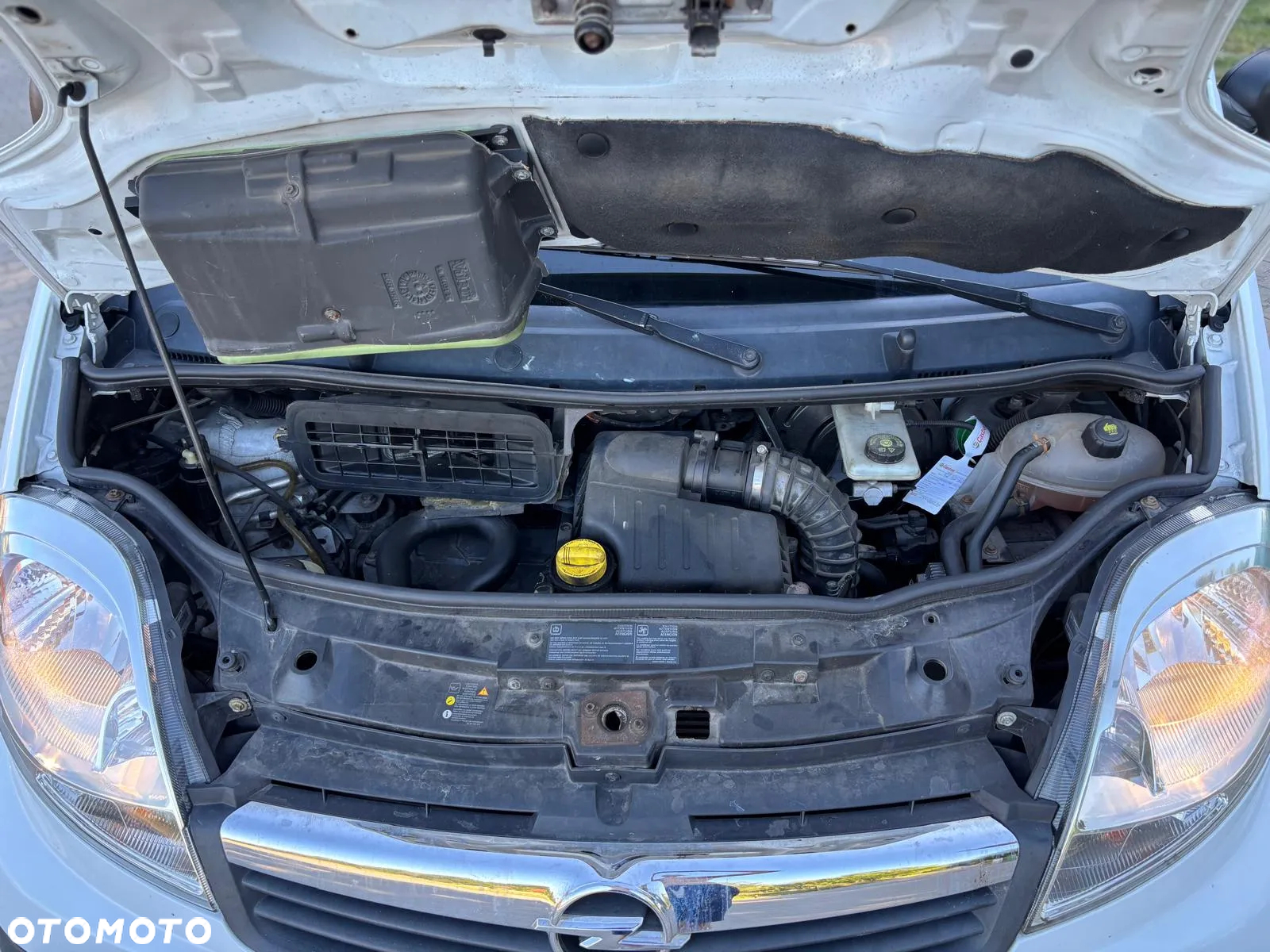 Opel VIVARO - 10