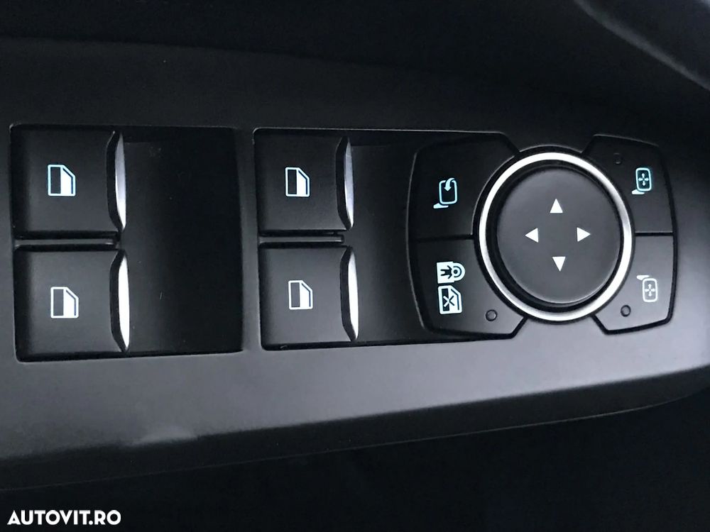 Ford Focus 1.5 EcoBlue Titanium X - 23