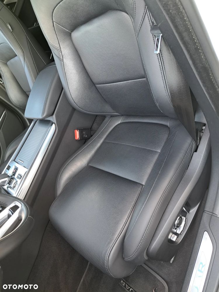 Jaguar XF D200 R-Dynamic S - 15