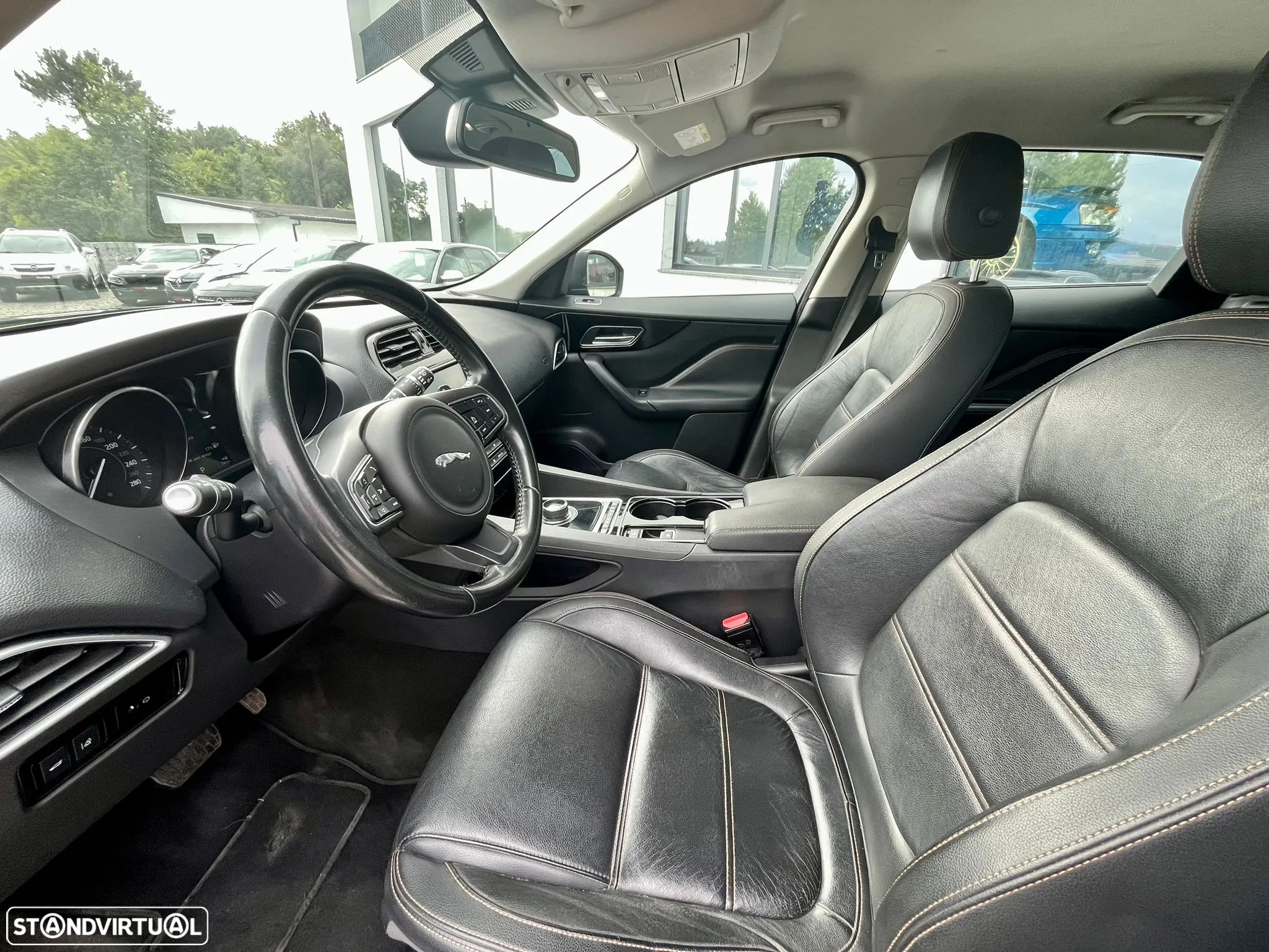 Jaguar F-Pace 2.0 i4D Prestige Aut. - 11