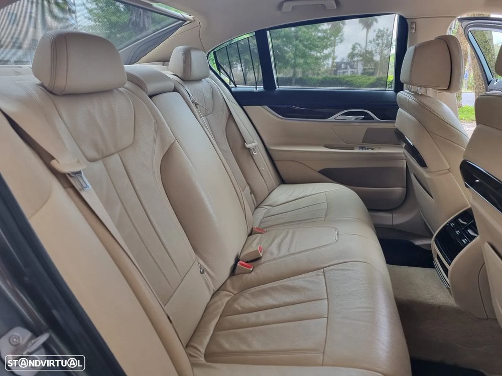 BMW 730 d Auto - 31