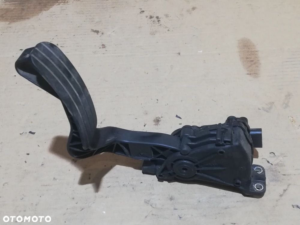 POTENCJOMETR GAZU RENAULT MASTER 8200672372C - 2