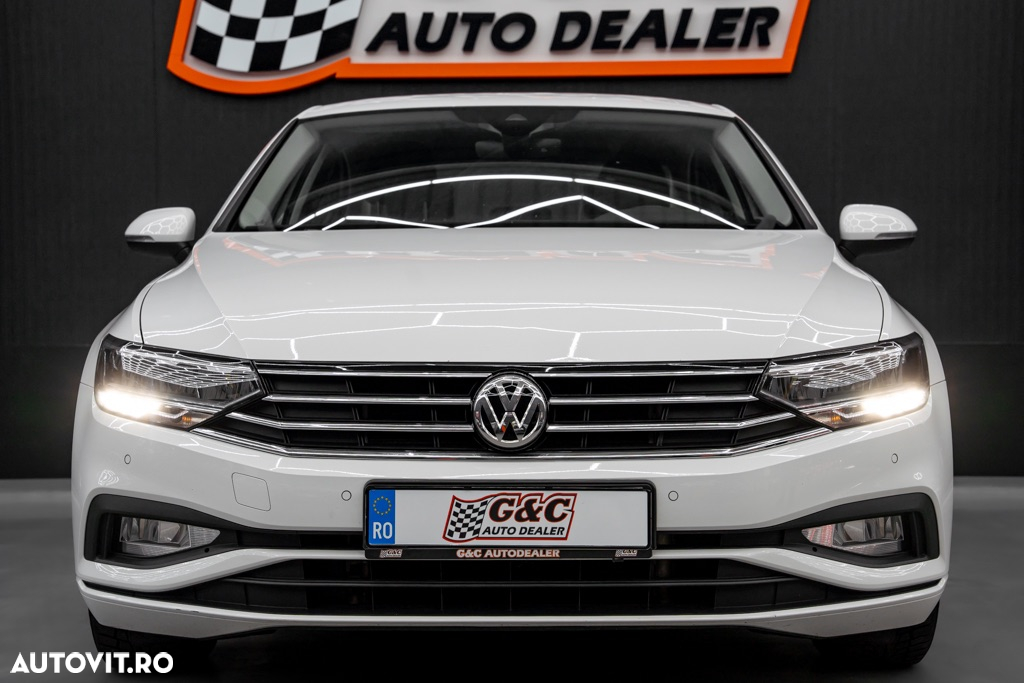 Volkswagen Passat 1.6 TDI DSG Comfortline - 22