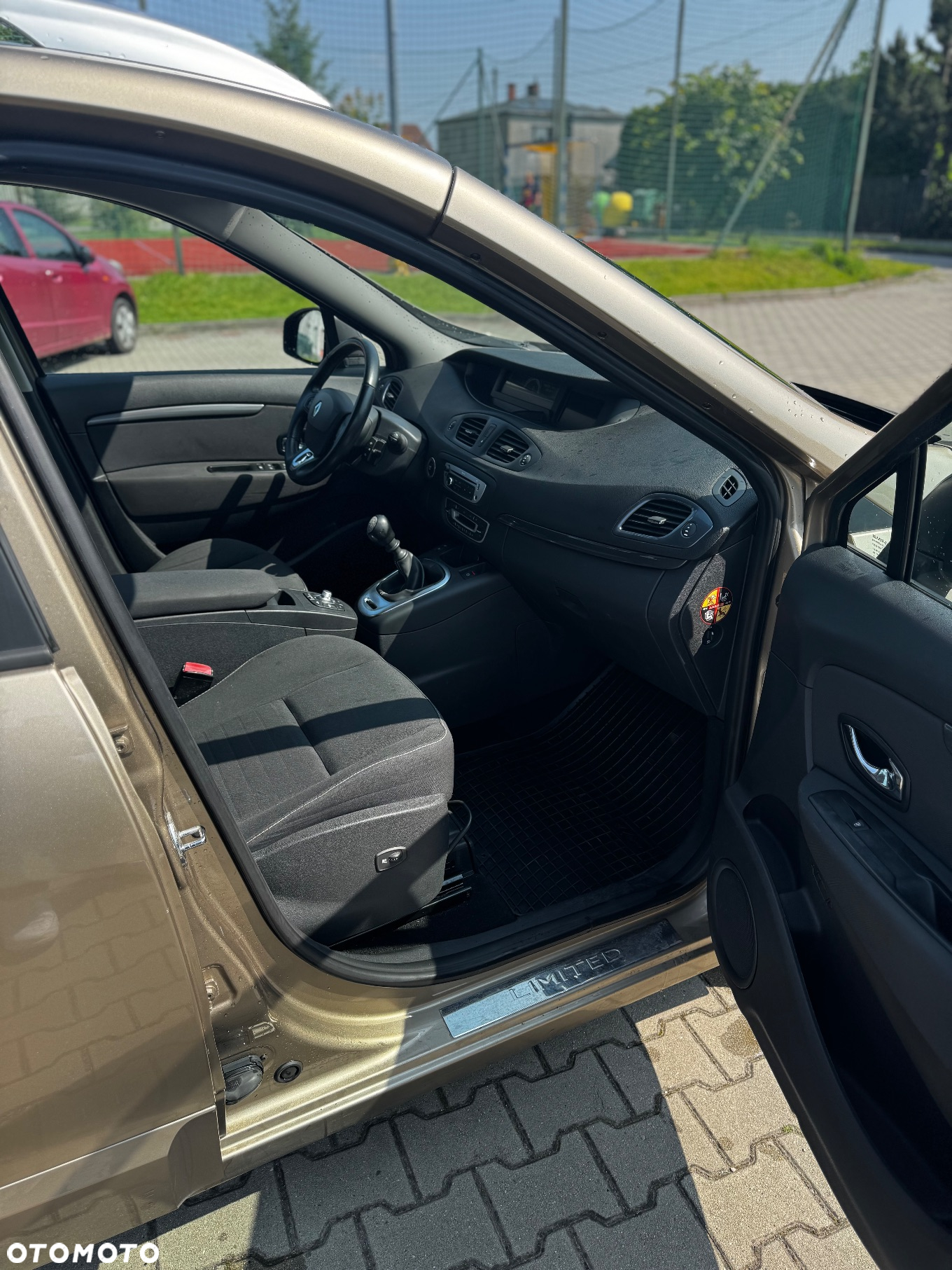 Renault Grand Scenic ENERGY TCe 115 S&S LIMITED - 18