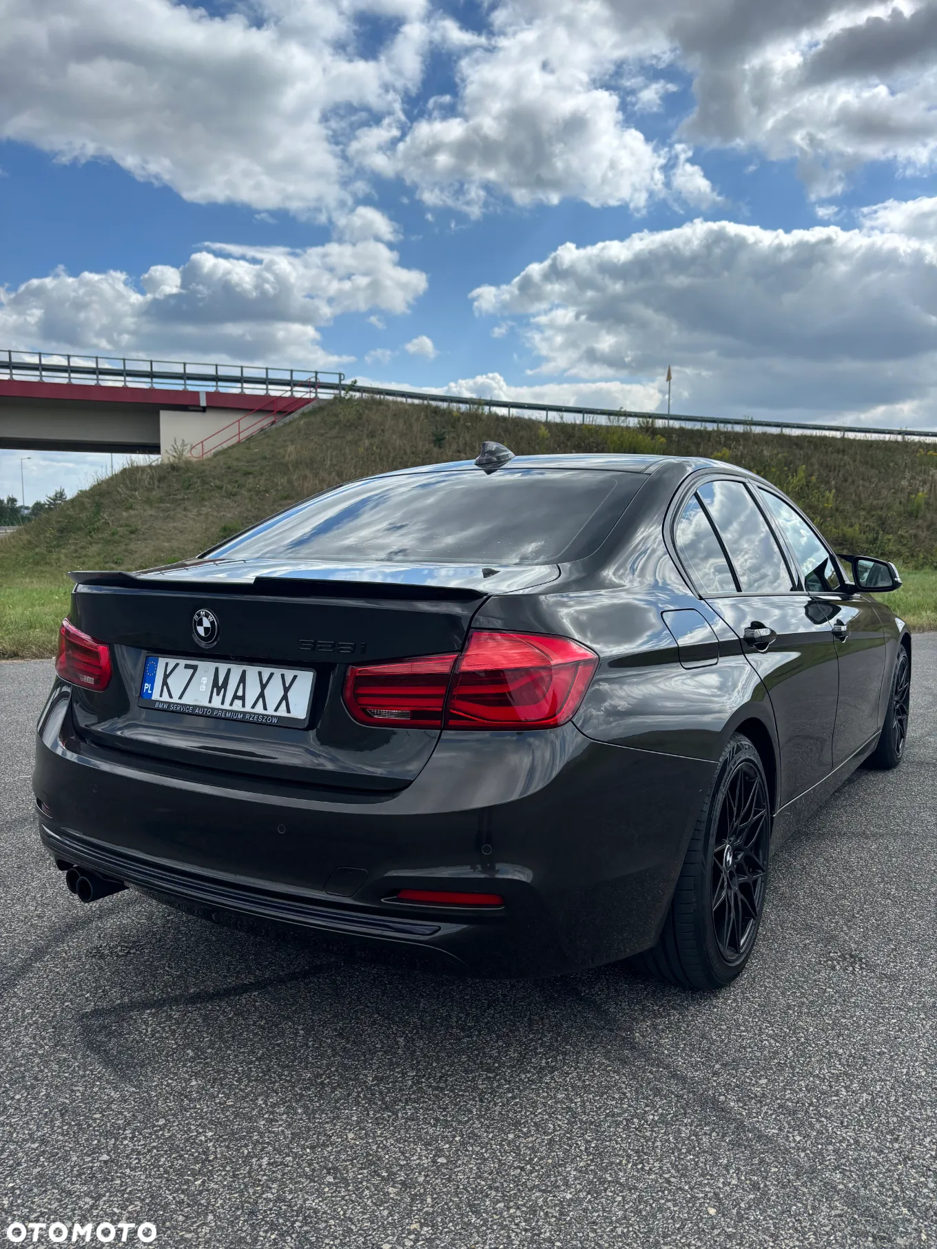 BMW Seria 3 328i Sport Line - 5