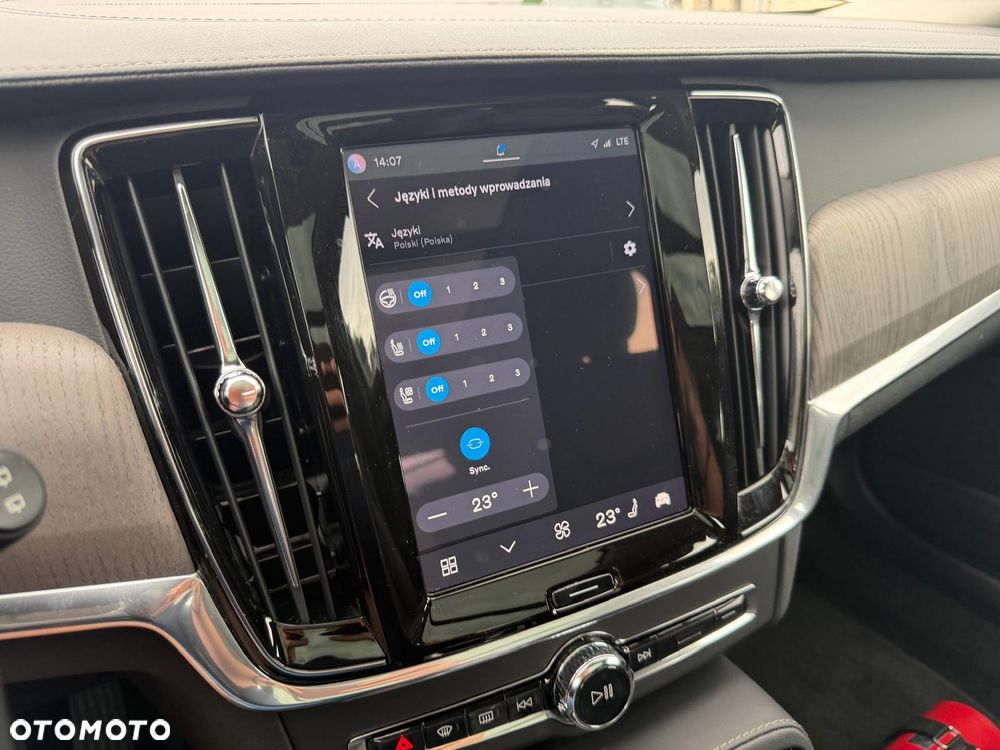 Volvo V90 T6 Recharge AWD Geartronic Inscription - 32