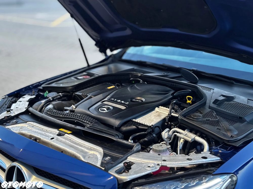 Mercedes-Benz Klasa C 350 e - 28