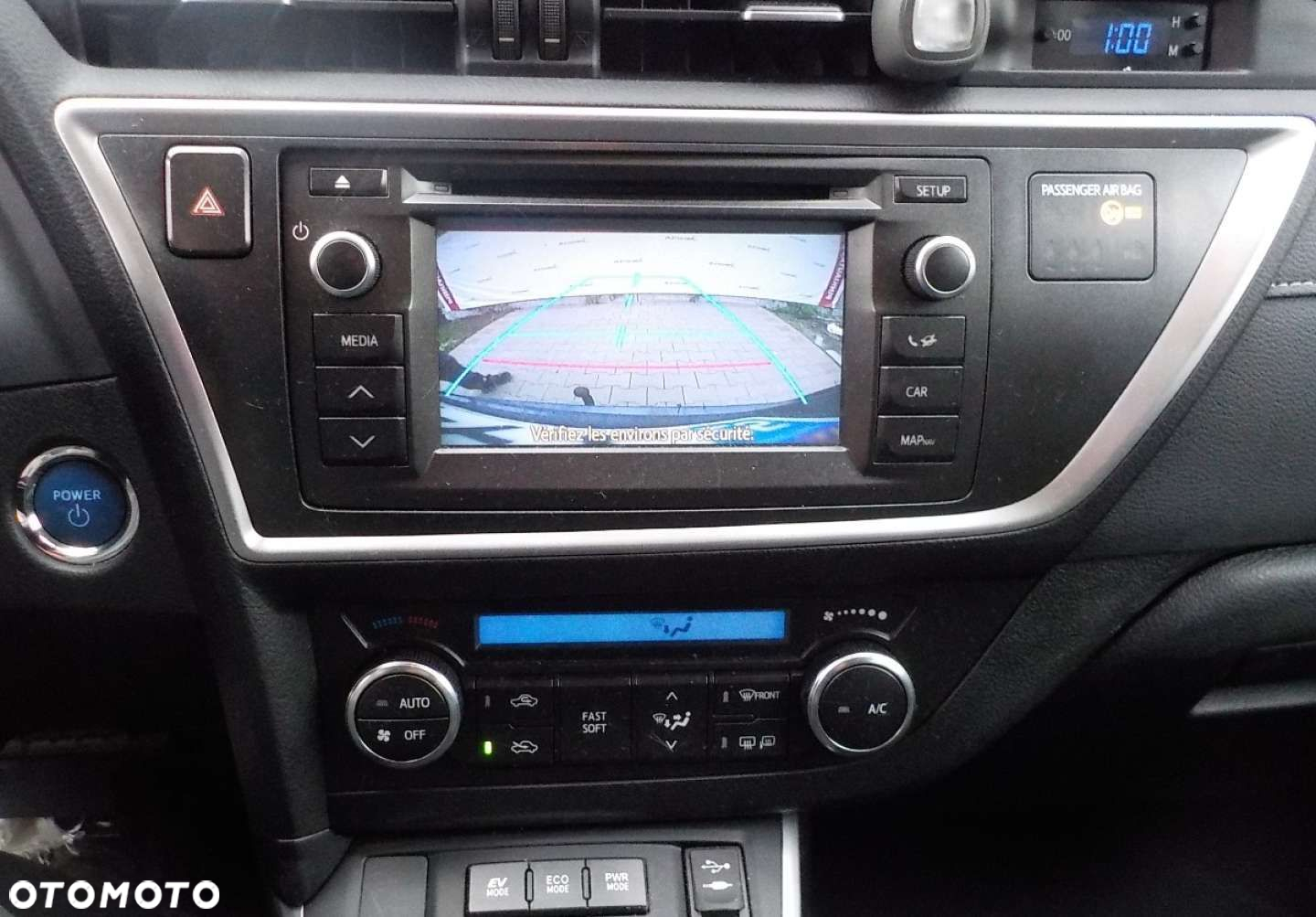 Toyota Auris - 24