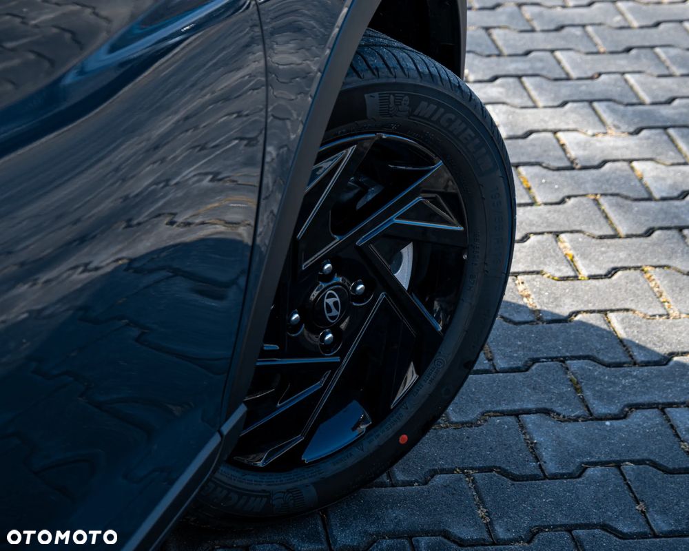 Hyundai Bayon 1.0 T-GDI Smart Black DCT - 8