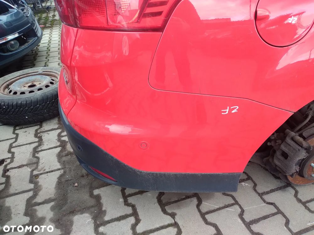 Ford Focus Mk3 Kombi Lift Zderzak Tył Tylni 6xPdc Kolor ZF - 2
