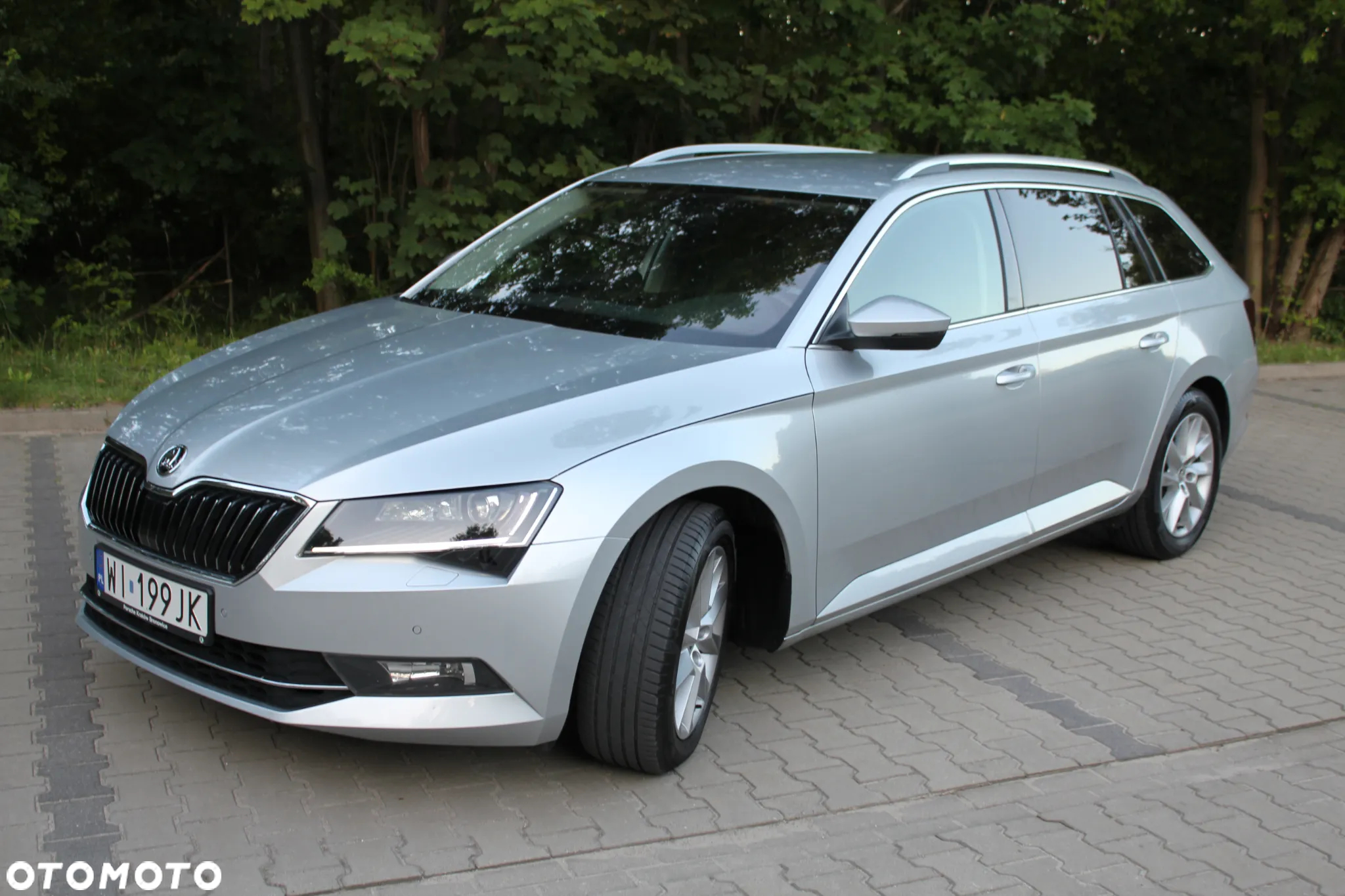 Skoda Superb 2.0 TDI Style - 24