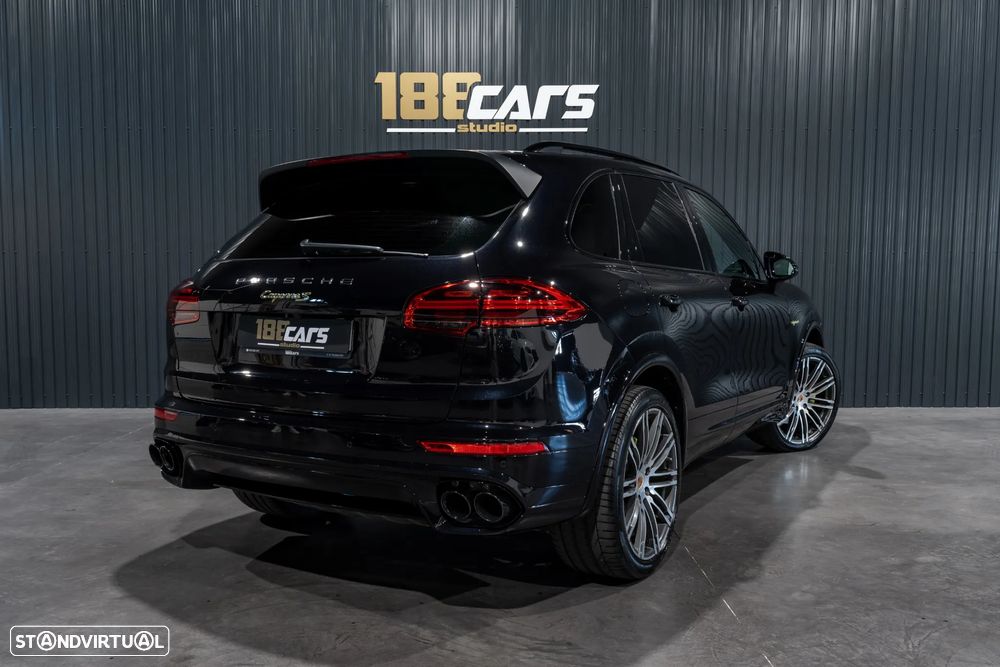 Porsche Cayenne S E-Hybrid - 47
