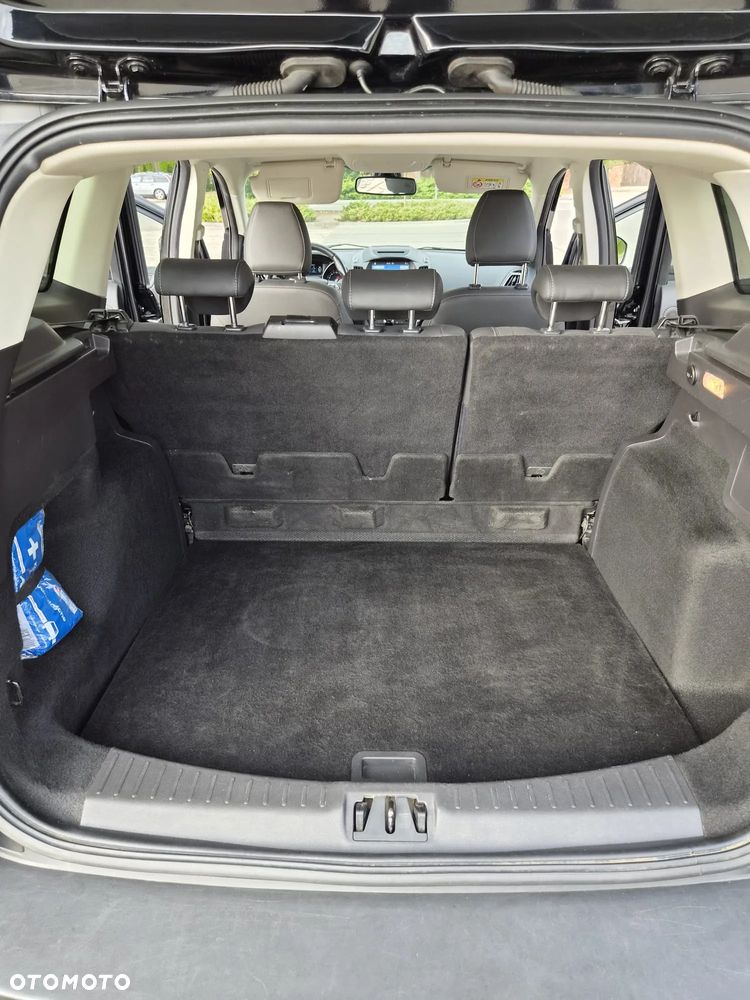 Ford Kuga - 18